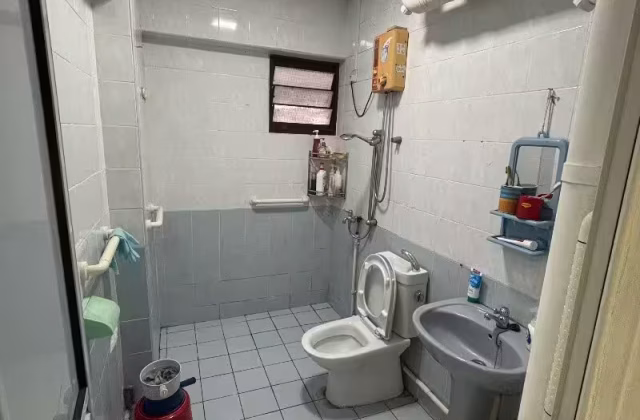 Room Rent • Bukit Timah • 769 Bedok Reservoir View • S$1000 • 4-Room (3 BR) • Common Room