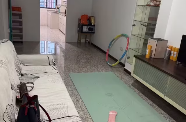 Room Rent • Bukit Panjang • 329 Clementi Avenue 2 • S$1500 • 3-Room (2 BR) • Common Room