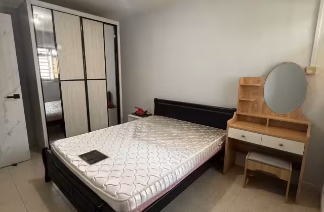 Room Rent • Rochor • 108 Yishun Ring Road • S$850 • 3-Room (2 BR) • Common Room