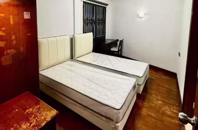 Room Rent • Southern Islands •  Wilkie 48 • S$2200 • Apartment • Master Room