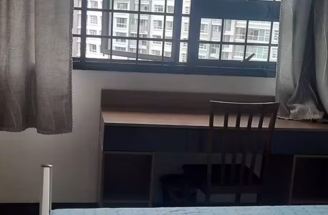 Room Rent • Changi • 265B Punggol Way • S$750 • 4-Room (3 BR) • Common Room