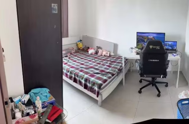 Room Rent • Choa Chu Kang • 42A Margaret Drive • S$1300 • 4-Room (3 BR) • Common Room