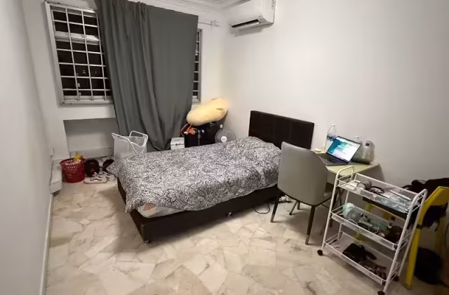 Room Rent • Bukit Timah • 669 Jalan Damai • S$1000 • 5-Room (4 BR) • Common Room