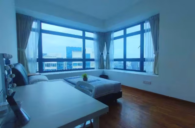 Room Rent • Kallang •  City Square Residences • S$2450 • 4-Room (3 BR) • Master Room