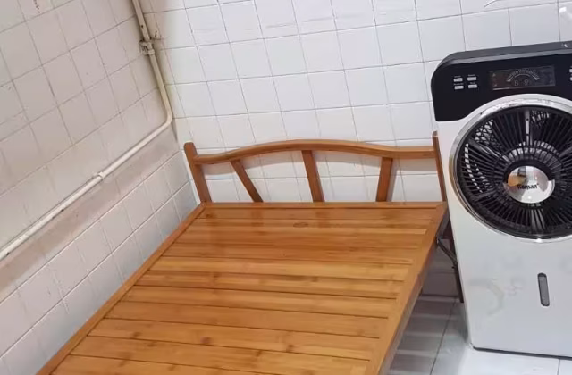House Rent • Marine Parade • 174 Lorong 1 Toa Payoh • S$3300 • 3-Room (2 BR) • 800ft² / 74m²