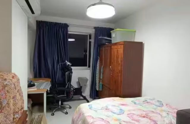 Room Rent • Geylang • 215 Choa Chu Kang Central • S$950 • 3-Room (2 BR) • Maid Room