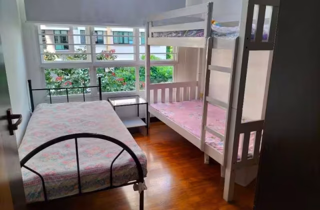 Room Rent • Sengkang • 287A Compassvale Crescent • S$500 • 4-Room (3 BR) • Room Sharing