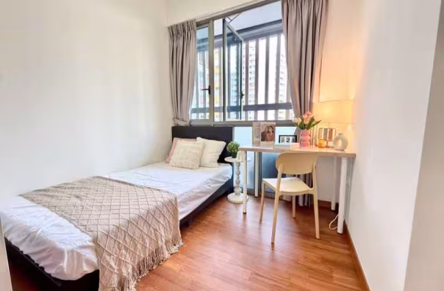 Room Rent • Outram •  Tre Residences • S$1700 • Condo • Common Room