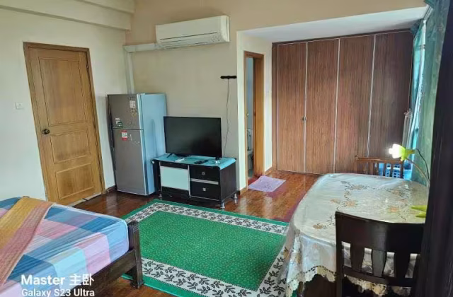 Room Rent • Singapore River •  Gerald Residences • S$1200 • Terraced House • Master Room