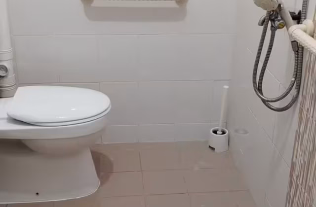 Room Rent • Lim Chu Kang • 476 Jurong West Street 41 • S$900 • 4-Room (3 BR) • Common Room