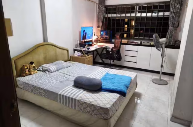 Room Rent • Ang Mo Kio • 605 Elias Road • S$1100 • 5-Room (4 BR) • Common Room