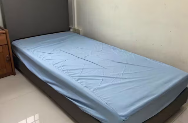 Room Rent • Sengkang • 261C Sengkang East Way • S$1200 • 4-Room (3 BR) • Common Room
