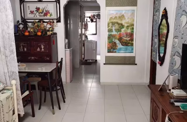Room Rent • Marine Parade • 98 Lorong 1 Toa Payoh • S$0 • 3-Room (2 BR) • Master Room