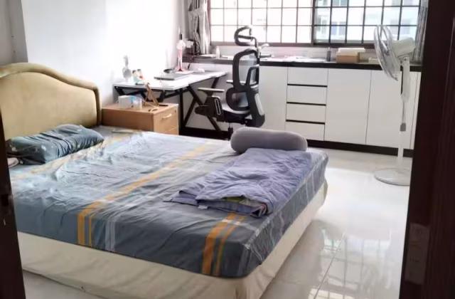 Room Rent • Ang Mo Kio • 605 Elias Road • S$1050 • 5-Room (4 BR) • Common Room
