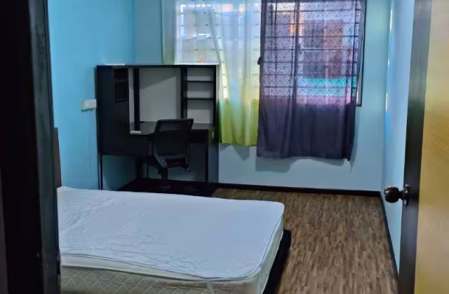 Room Rent • Lim Chu Kang • 748 Jurong West Street 73 • S$1000 • 5-Room (4 BR) • Maid Room