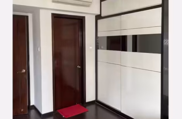 Room Rent • Singapore River •  The Florida • S$600 • Condo • Room Sharing