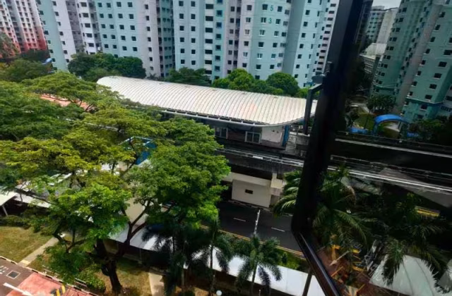 Room Rent • Bishan • 297A Compassvale Street • S$1200 • 3-Room (2 BR) • Master Room