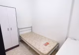 Room Rent • Tampines •  Simei Green Condominium • S$700 • Condo • Maid Room