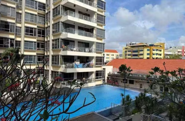 Room Rent • Geylang •  Atrium Residences • S$1800 • Apartment • Master Room