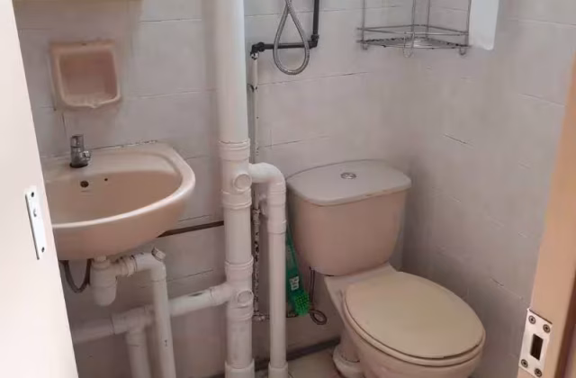 Room Rent • Orchard • 324 Ang Mo Kio Avenue 3 • S$850 • 4-Room (3 BR) • Common Room