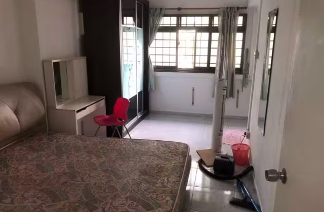 Room Rent • Sembawang • 891A Woodlands Drive 50 • S$1350 • 4-Room (3 BR) • Master Room