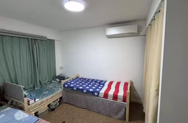 Room Rent • Clementi • 130 Kim Tian Road • S$500 • 3-Room (2 BR) • Common Room