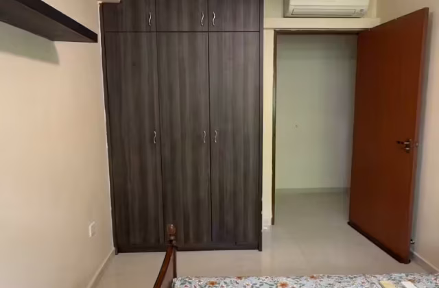 Room Rent • Singapore River • 470A Upper Serangoon Crescent • S$1050 • 4-Room (3 BR) • Common Room