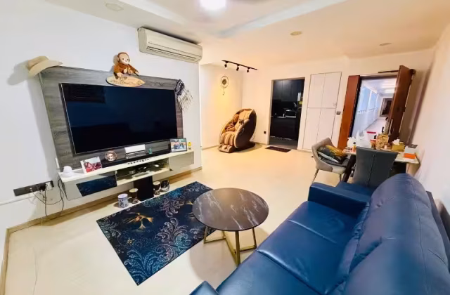 House Sale • Choa Chu Kang • 809A Choa Chu Kang Avenue 1 • S$598000 • 3-Room (2 BR) • 990ft² / 91m²