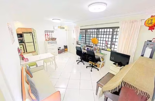 House Sale • Lim Chu Kang • 668A Jurong West Street 64 • S$580000 • 3-Room (2 BR) • 916ft² / 85m²