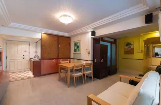 House Sale • Jurong West • 367 Corporation Drive • S$698000 • 5-Room (4 BR) • 1315ft² / 122m²