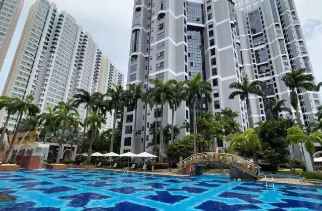 Room Rent • Bedok •  The Bayshore • S$1200 • Condo • Common Room