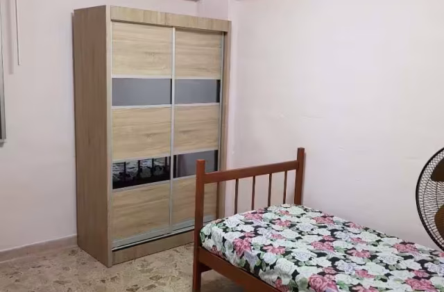 Room Rent • Bedok • 44 Bedok South Road • S$800 • 4-Room (3 BR) • Common Room