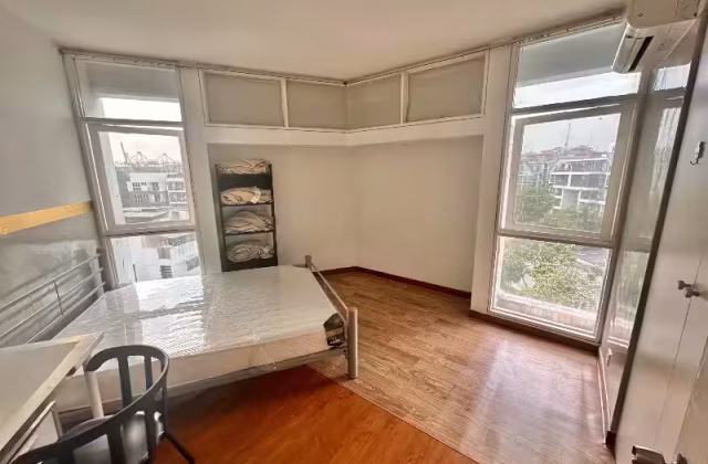 Room Rent • Queenstown •  Starpoint • S$1200 • Apartment • Common Room