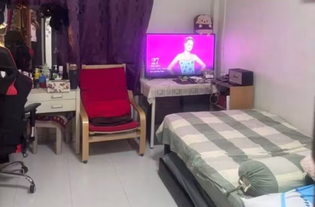 Room Rent • Museum • 41 Cambridge Road • S$1400 • 4-Room (3 BR) • Common Room