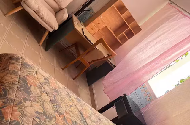 Room Rent • Singapore River • 234 Hougang Avenue 1 • S$400 • 5-Room (4 BR) • Common Room