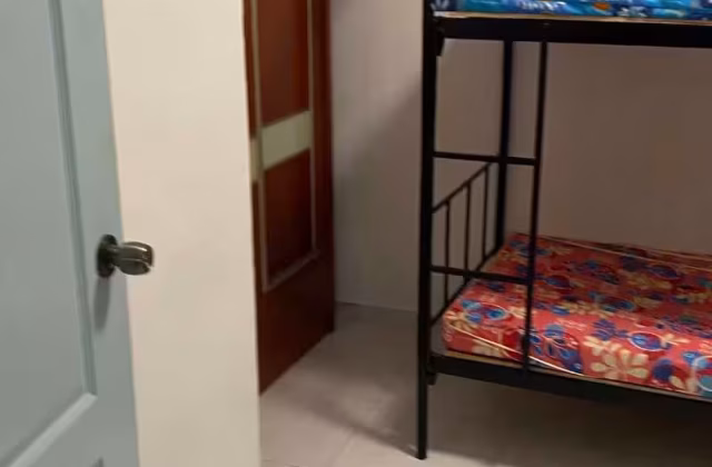 Room Rent • Sengkang • 247 Compassvale Road • S$550 • 4-Room (3 BR) • Room Sharing