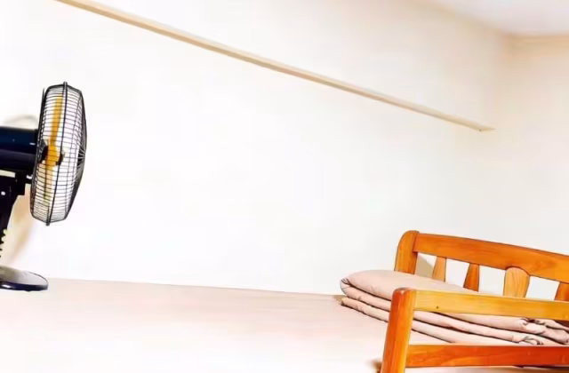 Room Rent • Jurong West • 185 Boon Lay Avenue • S$550 • 3-Room (2 BR) • Room Sharing