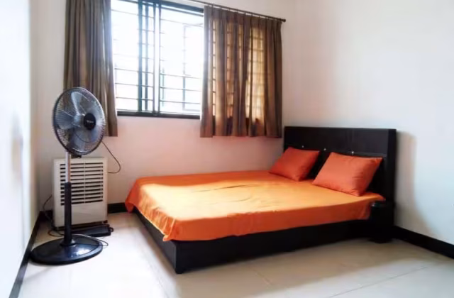 Room Rent • Sembawang • 593A Montreal Link • S$1500 • 4-Room (3 BR) • Master Room