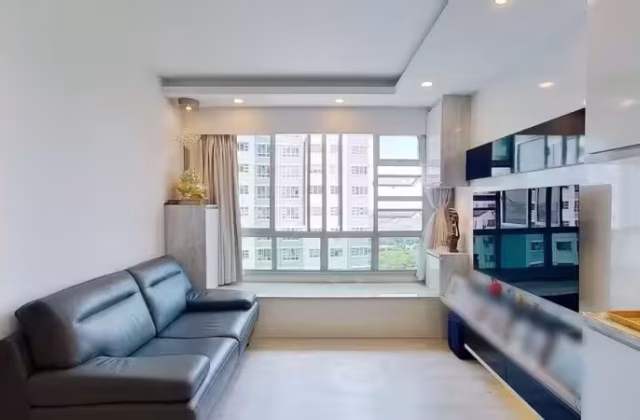 Room Rent • Clementi • 90B Telok Blangah Street 31 • S$1200 • 3-Room (2 BR) • Master Room