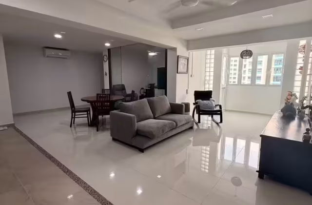 House Sale • Jurong West • 669A Jurong West Street 64 • S$820000 • Executive HDB • 1399ft² / 129m²