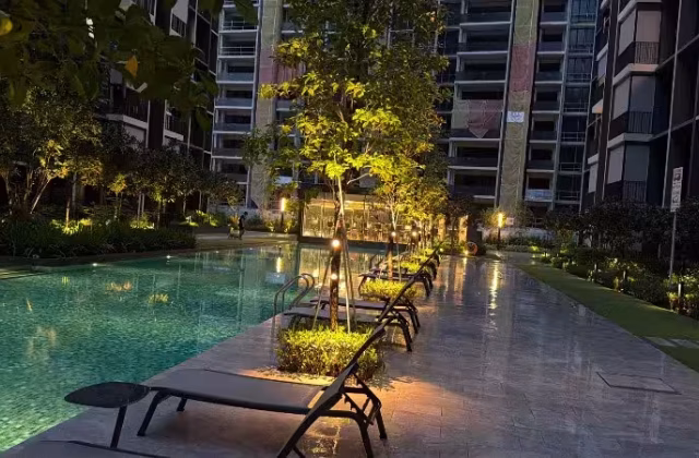Room Rent • Tampines •  Tenet • S$1300 • Condo • Common Room