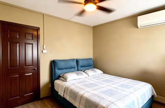Room Rent • Hougang • 937 Hougang Street 92 • S$1502 • 5-Room (4 BR) • Master Room