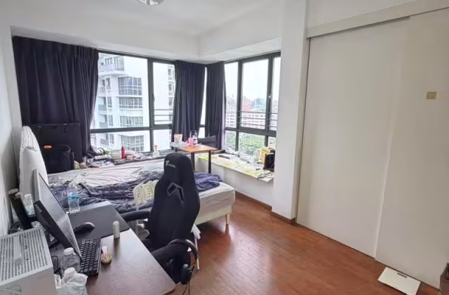 Room Rent • Toa Payoh •  8 @ Woodleigh • S$2280 • Condo • Master Room