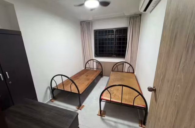 Room Rent • Sembawang • 733 Woodlands Circle • S$500 • 3-Room (2 BR) • Room Sharing