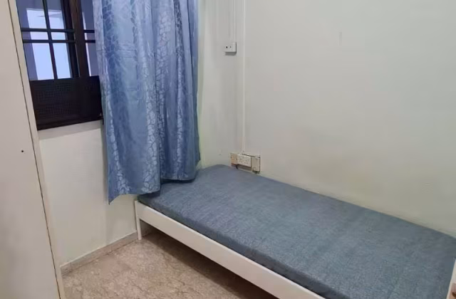 Room Rent • Tampines • 286 Tampines Street 22 • S$650 • 4-Room (3 BR) • Common Room