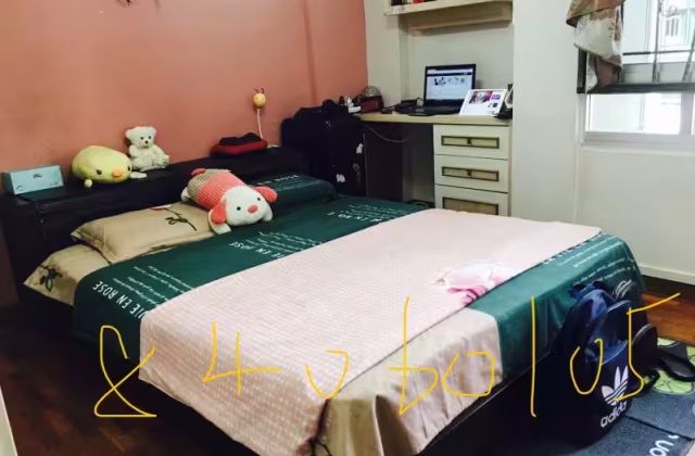 Room Rent • Pasir Ris • 233 Pasir Ris Drive 4 • S$900 • 5-Room (4 BR) • Common Room