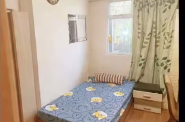 Room Rent • Sembawang • 365C Sembawang Crescent • S$900 • 4-Room (3 BR) • Common Room