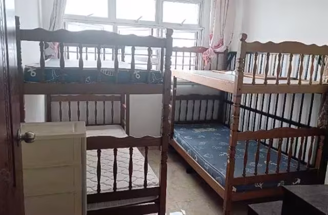 Room Rent • Jurong West • 165B Yung Kuang Road • S$425 • 4-Room (3 BR) • Common Room