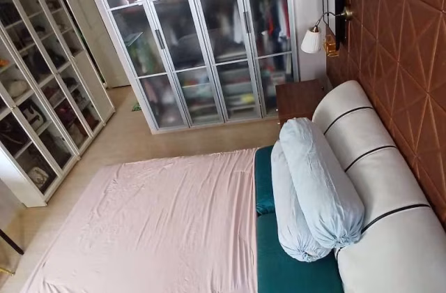 Room Rent • Choa Chu Kang • 412 Choa Chu Kang Avenue 3 • S$1450 • 4-Room (3 BR) • Master Room