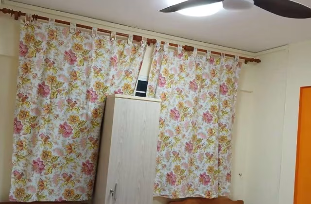 Room Rent • Bukit Batok • 163 Bukit Batok Street 11 • S$490 • 3-Room (2 BR) • Room Sharing